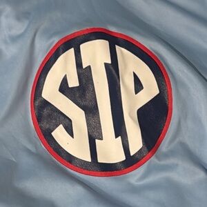 Meet your Posher, Max